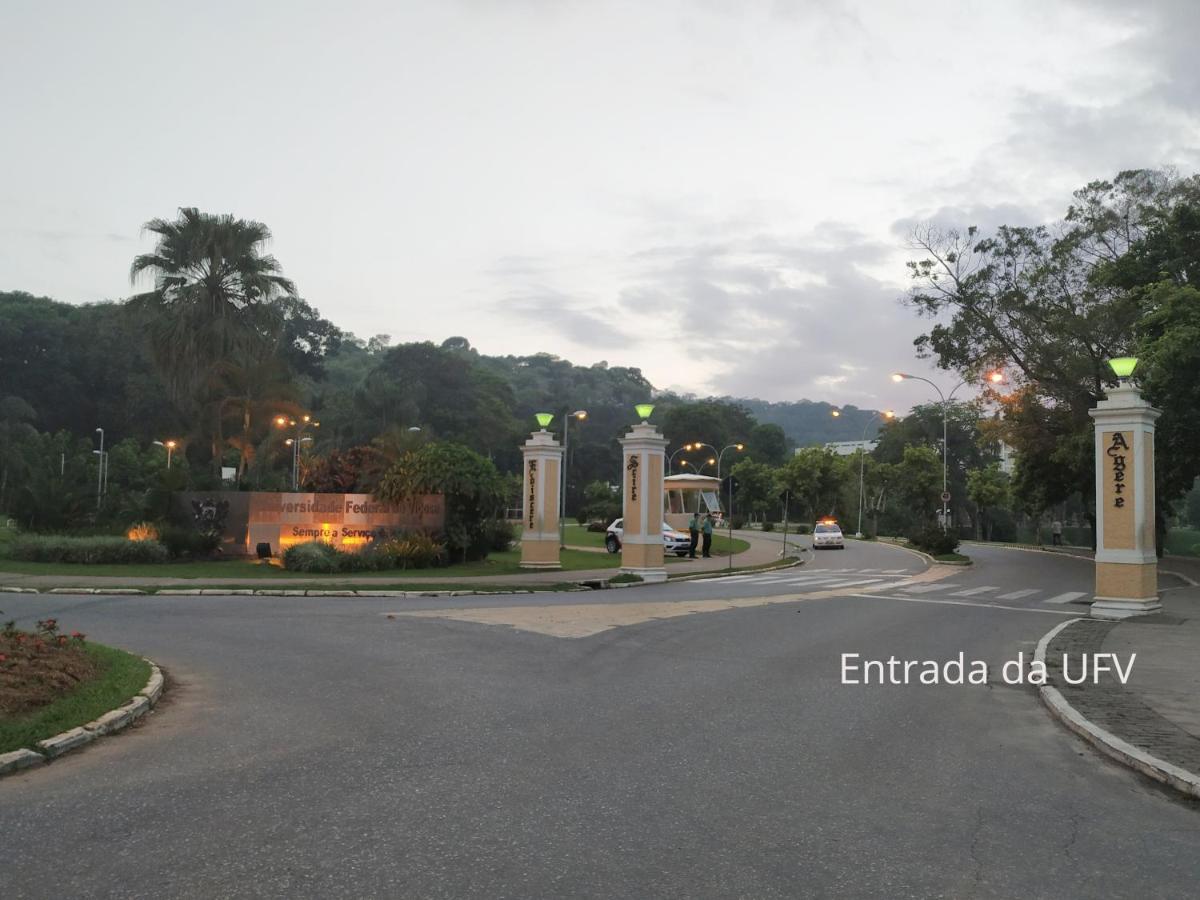Apartamento quarto e sala em frente UFV WI-FI Apê Completo, número de hóspedes deve ser selecionado Viçosa Exterior foto